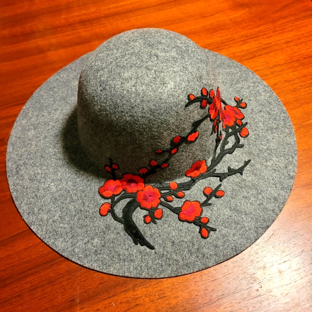 Felt Wide Brimmed Women's Hat